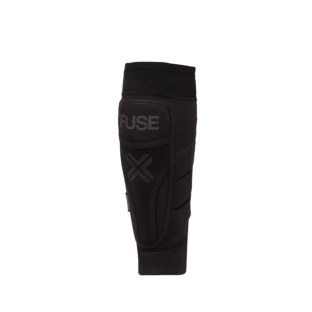 Fuse Omega 1 Shin Pad (Black/Black)