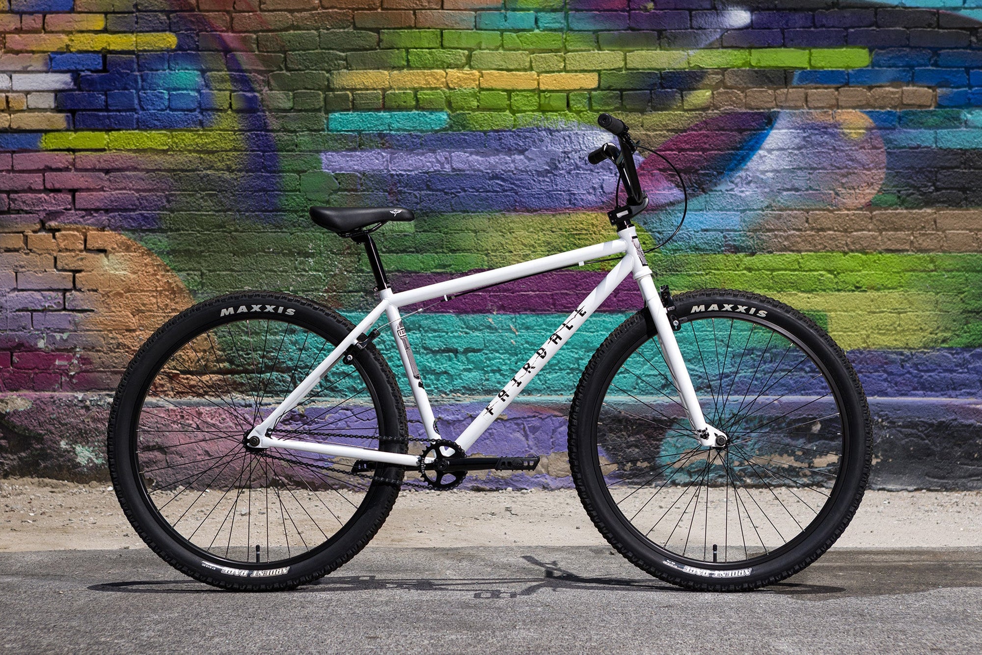 Fairdale Taj 27.5" Complete Bike - Gloss White