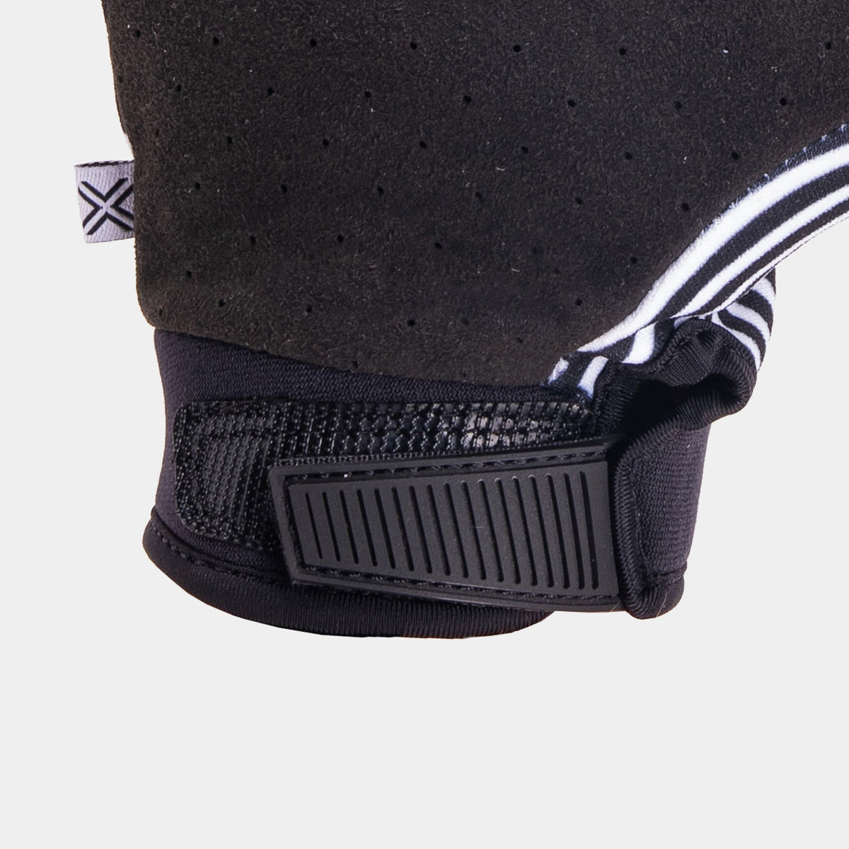 Fuse Chroma Glove - Dimension