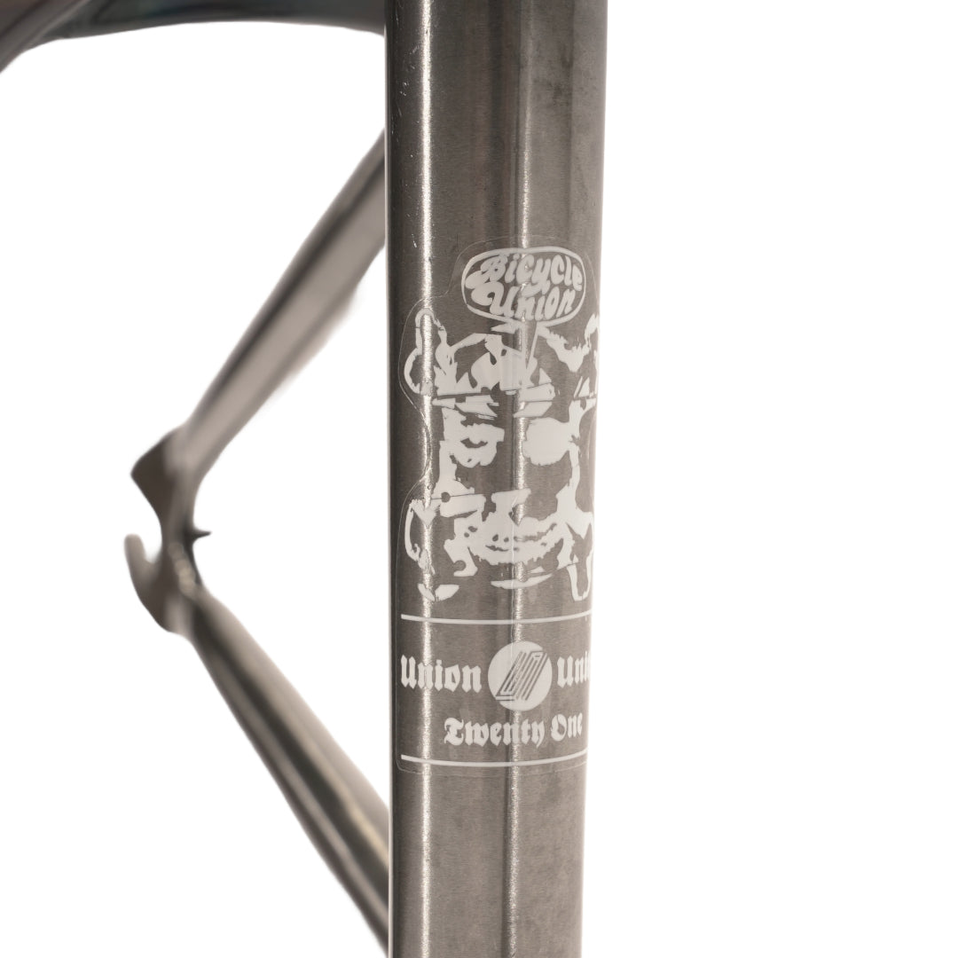 United Prime Mover Frame - Gloss Clear (Larger)