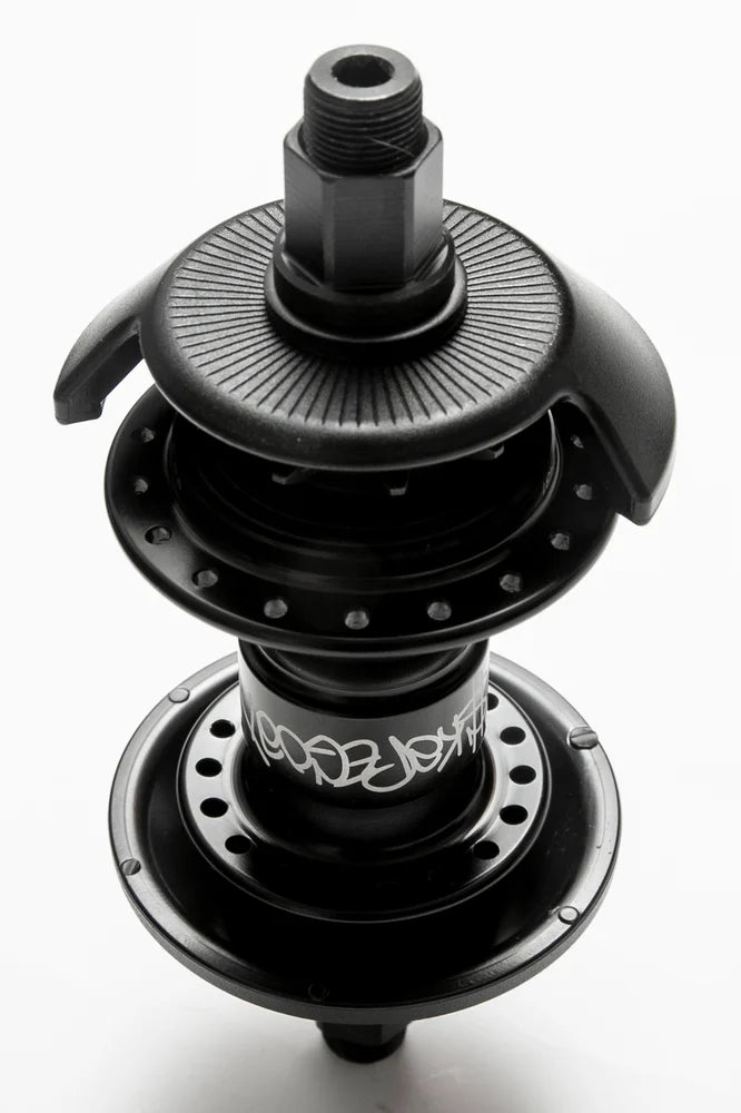 Skapegoat x 90 East F2 Freecoaster RHD Black