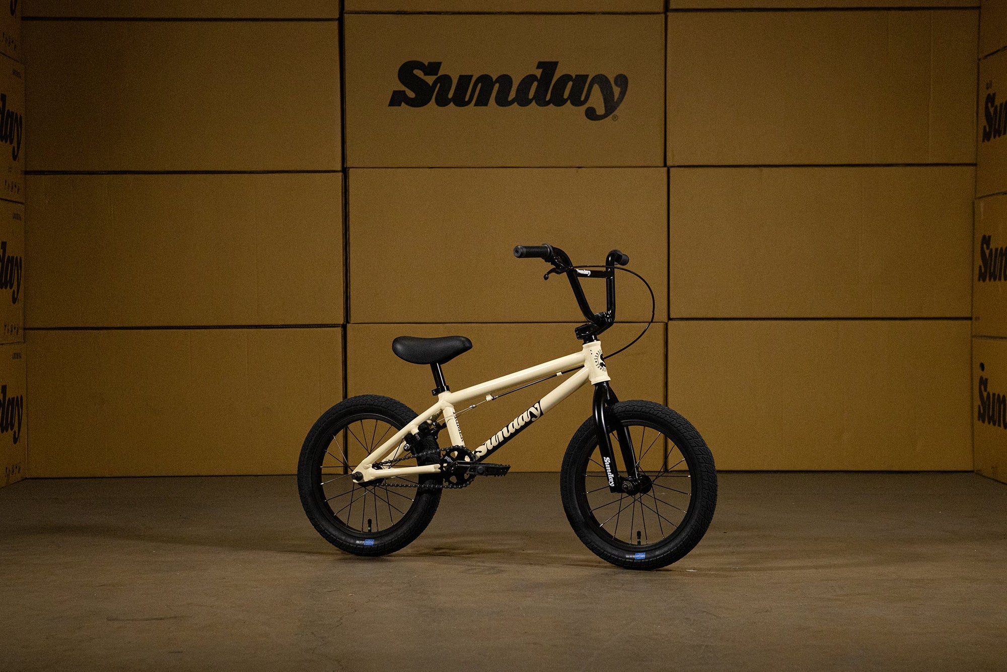 Sunday Aluminium Primer 16" Kids Complete BMX Bike