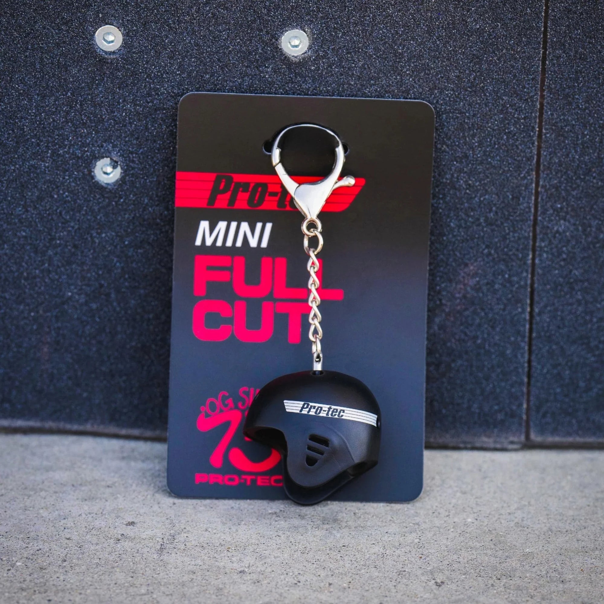 Pro-Tec Helmet Keychain Matte Black