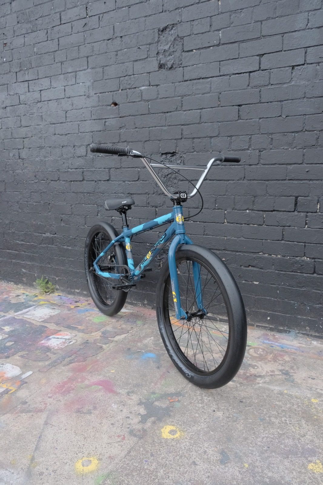 GT Pro Series 24" Complete Bike (Shop Soiled)