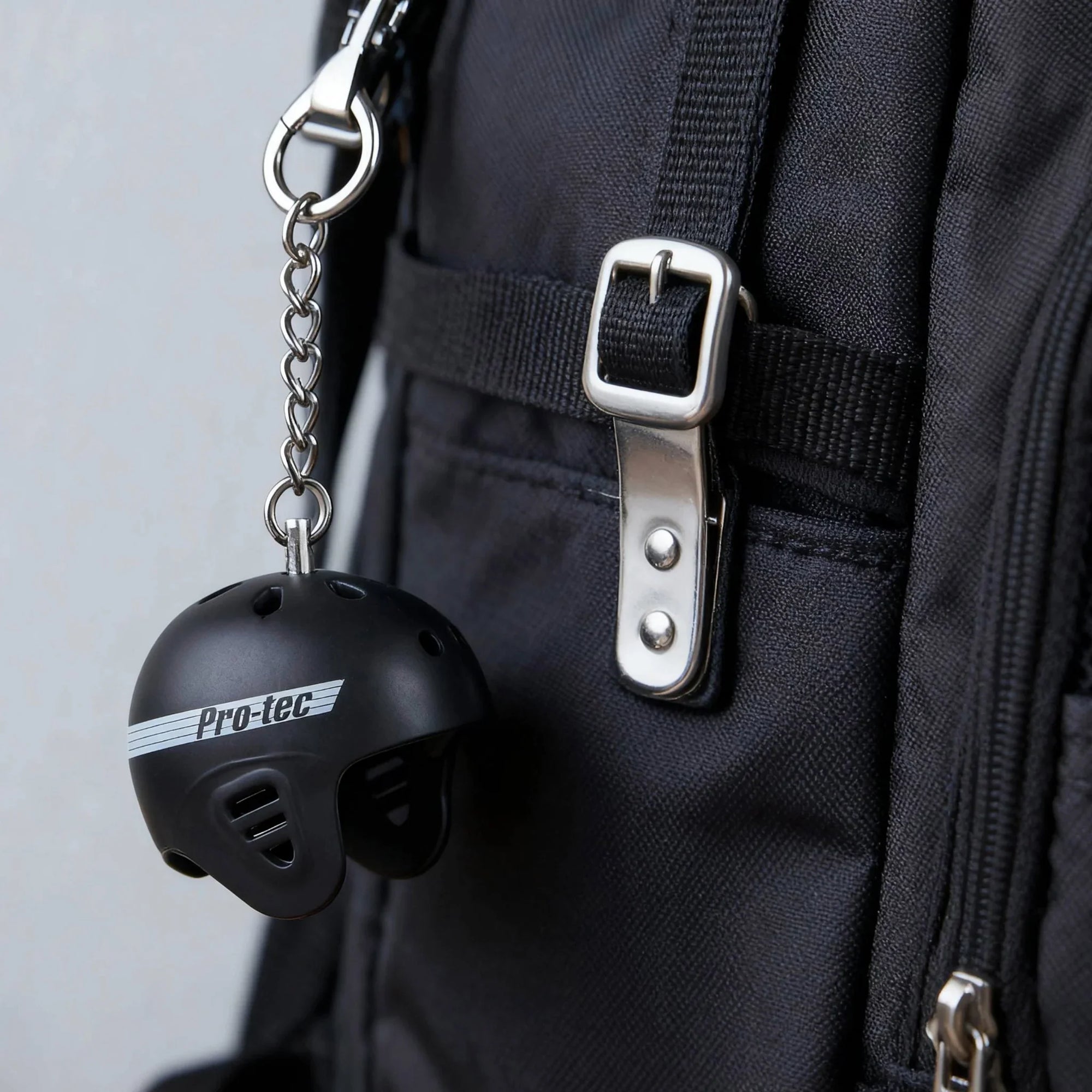 Pro-Tec Helmet Keychain Matte Black