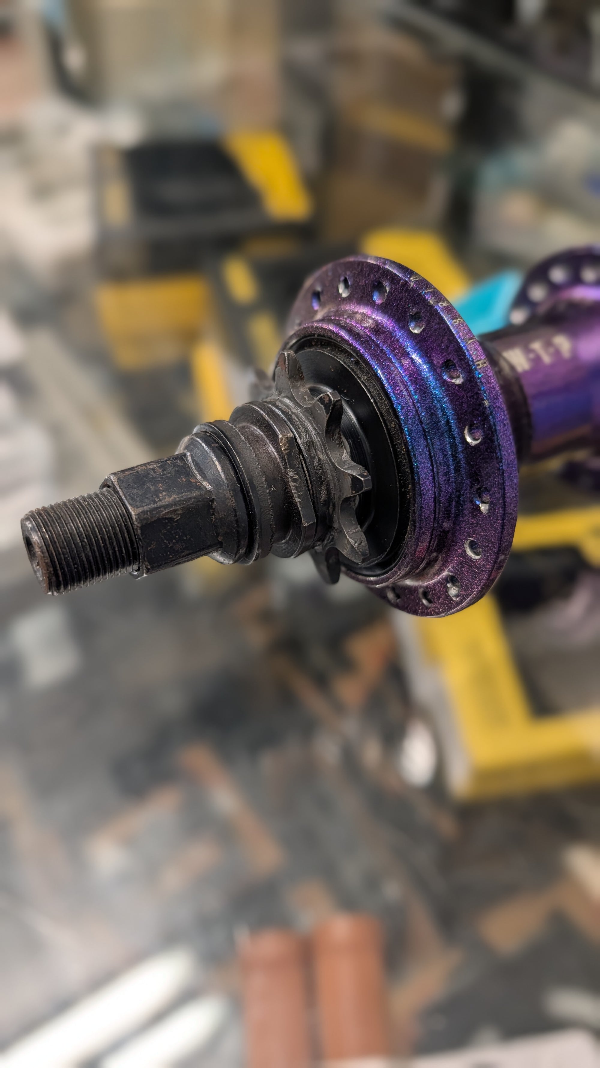 WeThePeople Hybrid Hub Galactic Purple LHD - Second Hand