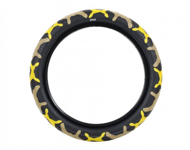 Cult 26" Vans Tyre - Yellow Camo With Black Sidewall 2.10"